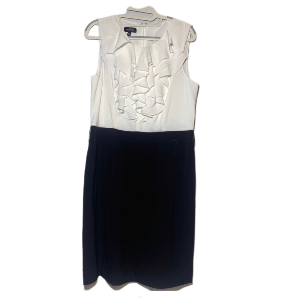 $$SOLD$$ Ruffled dress size 10 NWT